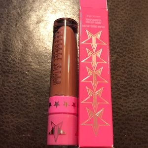 Jeffree star lipstick Leo